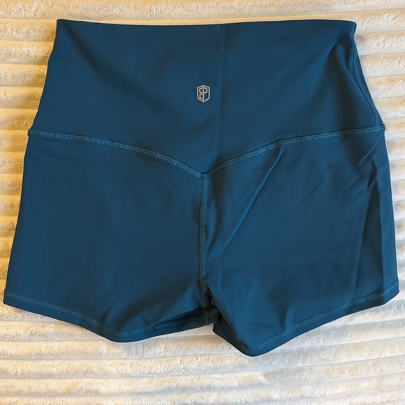 Born Primitive 4” Shorts - Picture 3 of 3